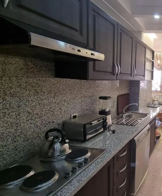 马拉喀什Tibouda House Apts Deluxe Marrakech Familiale - T3公寓 0*, 马拉喀什