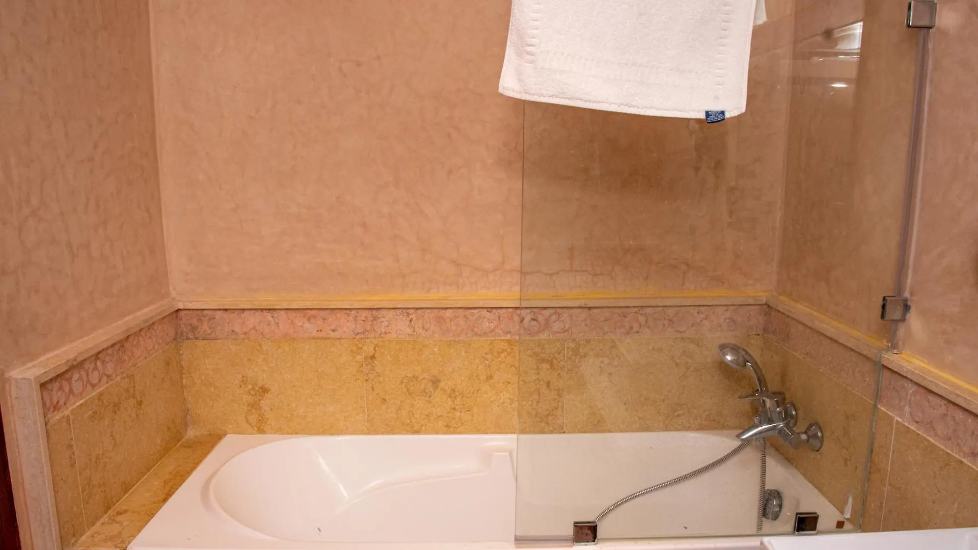 马拉喀什Tibouda House Apts Deluxe Marrakech Familiale - T3公寓 公寓