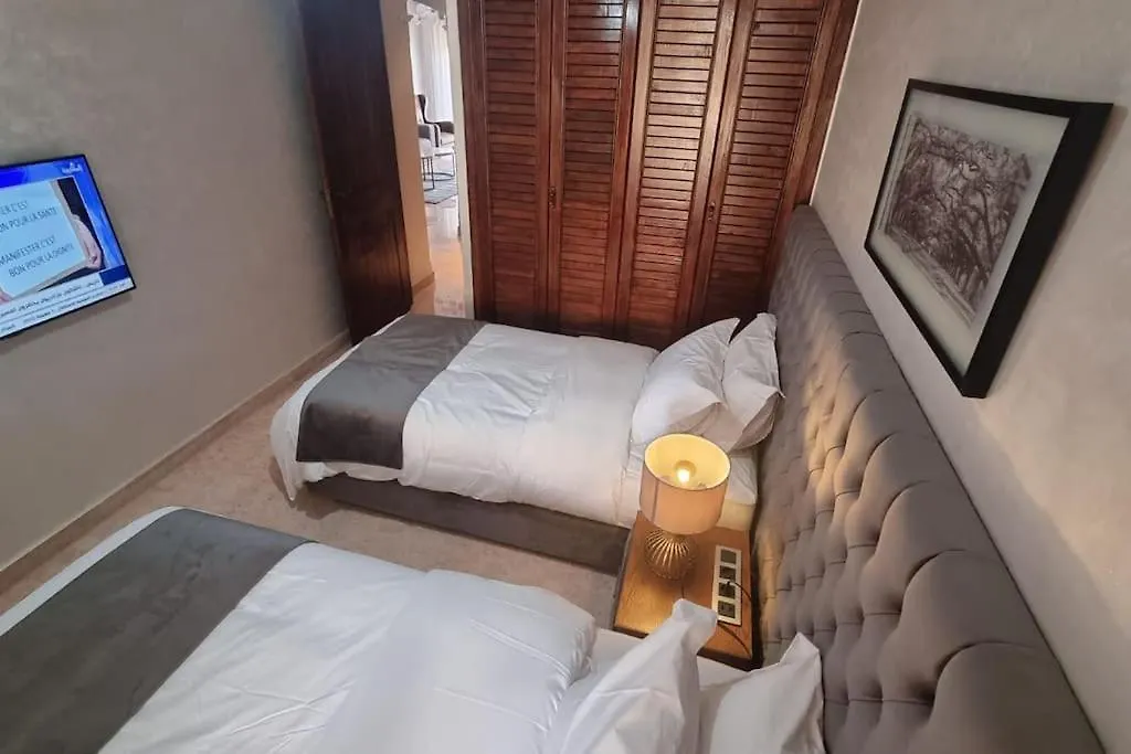 Tibouda House Apts Deluxe Marrakech Familiale - T3 Daire Marakeş