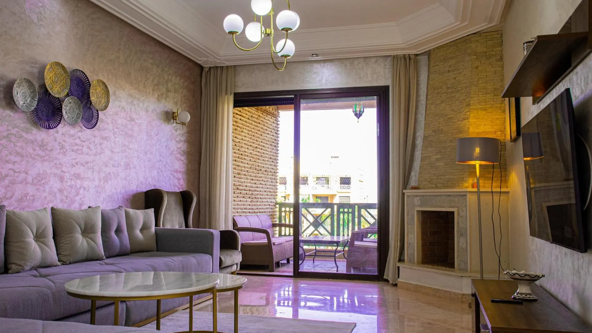 Tibouda House Apts Deluxe Marrakech Familiale - T3 Daire Marakeş
